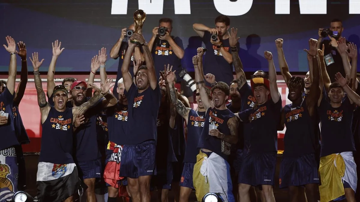 Resaca de la celebración del Mundial en Cibeles, en directo: última hora de la Selección en Madrid, en vivo - Diario AS