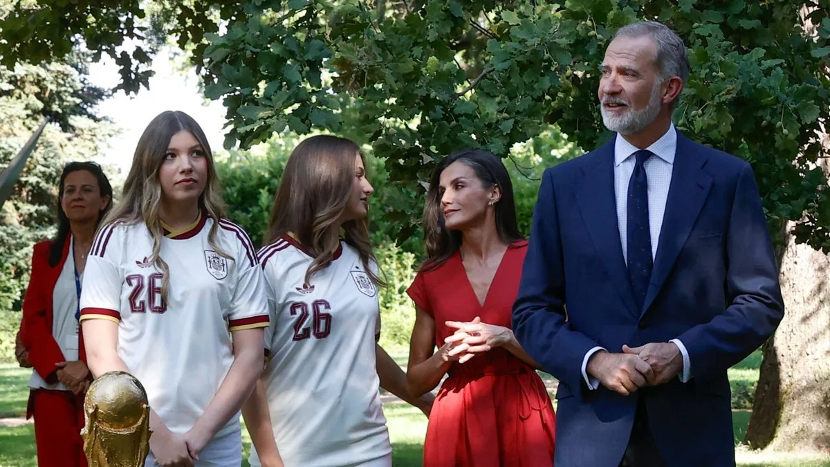 Madrid celebra el triunfo en el Mundial con la Familia Real y un recorrido por la capital