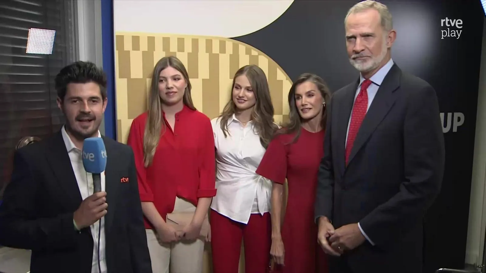 La Familia Real antes de la final: "Con nervios pero con confianza" - RTVE Noticias Vídeo | Ver