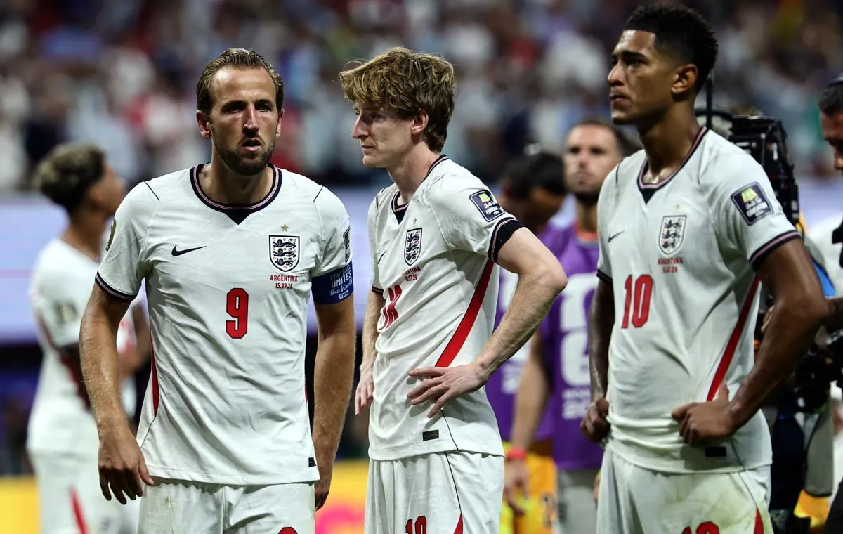 Kane, desolado tras la derrota ante Argentina
