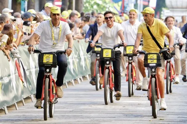 Miguel Indurain, Purito Rodríguez y Melcior Mauri, protagonistas junto a Jaume Collboni, alcalde de Barcelona
